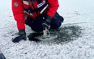 Ratownicy MOPR przestrzegają: nie istnieje bezpieczny lód